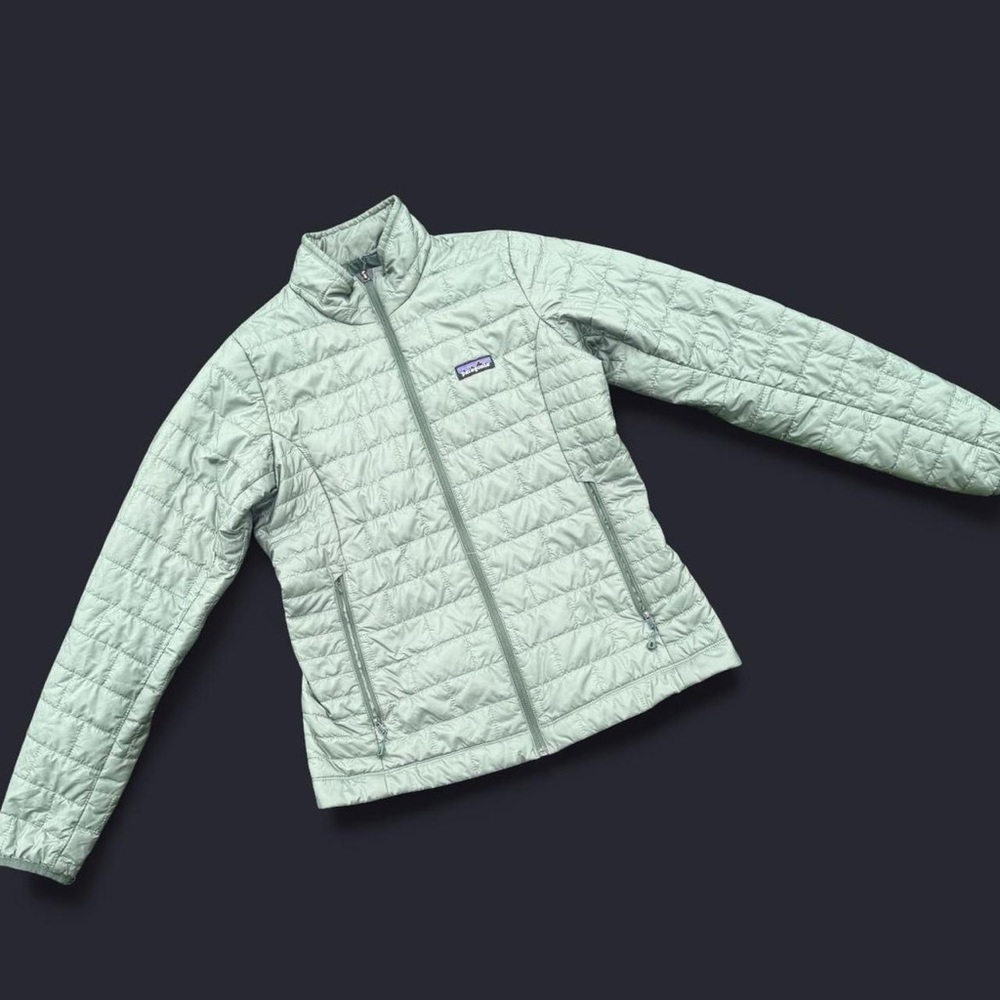 Patagonia Women's Light Green Quilted Jacket